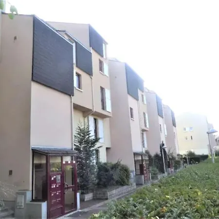 Agreable Duplex De Type F4 Διαμέρισμα Sevran